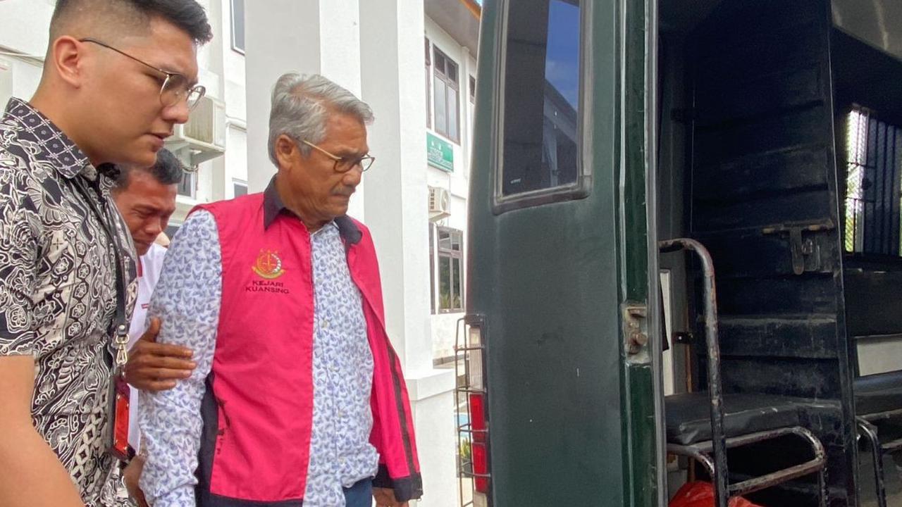 Saat ini, Sukarnis ditahan di Lapas Kelas II Teluk Kuansing selama 20 hari ke depan, terhitung mulai tanggal 3 Mei 2024 hingga 22 Mei 2024 untuk proses penyidikan lanjutan.