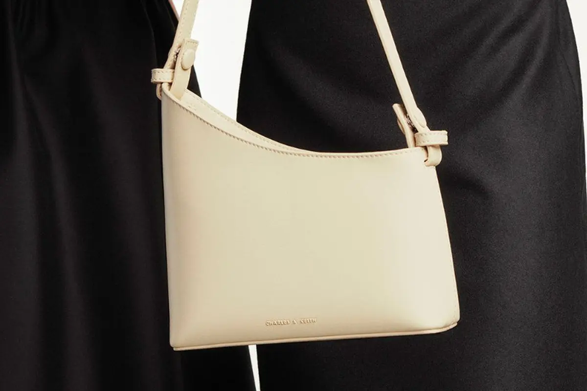 Charles & Keith  Asymmetrical Shoulder Bag/dok. Charles & Keith