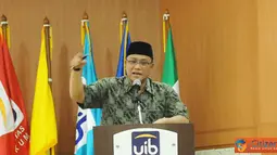 Citizen6, Batam: Kepala BNP2TKI Moh Jumhur Hidayat memberikan Kuliah Umum bagi ratusan civitas akademika Universitas Internasional Batam (UIB) di Batam, Rabu (1/8). (Pengirim: Affandi)