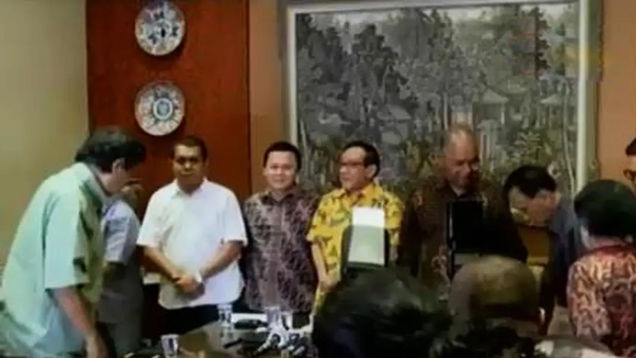 Segmen 2: Konflik Partai Golkar hingga Razia Truk