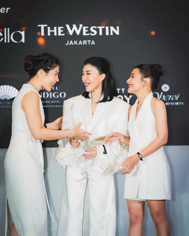 Dikenal sebagai perempuan mandiri, ini 6 momen Prilly Latuconsina terpilih jadi Woman of The Year 2024