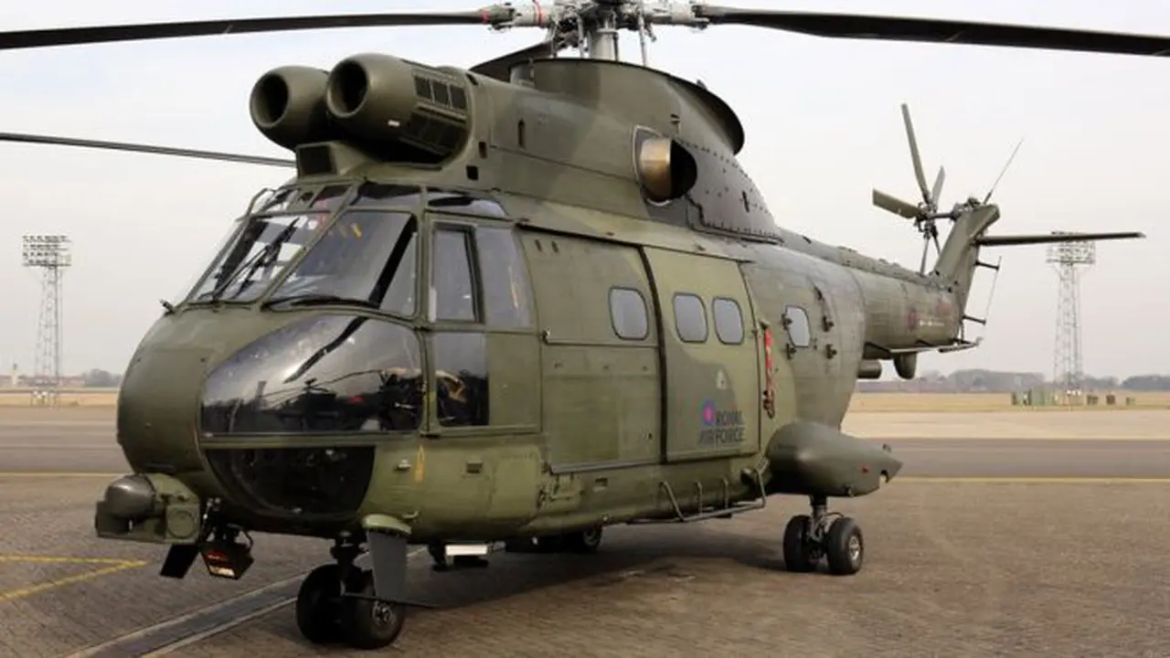 Helikopter Jatuh, 5 Staf NATO Tewas 