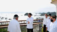 Presiden Joko Widodo (Jokowi) meresmikan Puncak Waringin dan Goa Batu Cermin sebagai dua dari sekian banyak spot pariwisata unggulan di Labuan Bajo. (Dok Kementerian PUPR)