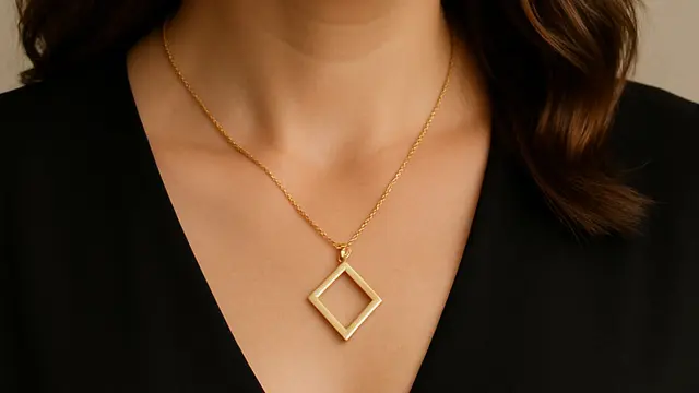 Model Kalung Pendant (Liontin) Cocok untuk Usia 20-50 Tahun