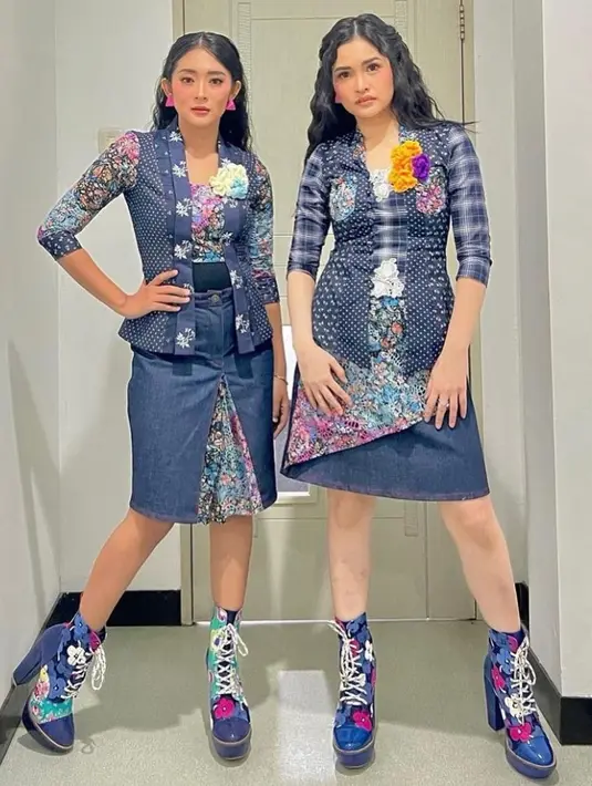 Setiap manggung, lagu Cikini Gondangdia tidak pernah absen untuk dibawakan. Namun siapa sangka, lagu tersebut rupanya single mereka yang dirilis pada tahun 2015. Setelah 8 tahun berlalu, lagu dengan liriknya yang bak pantun itu baru viral. (Liputan6.com/IG/@duoanggrekofficial)
