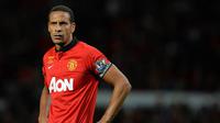 Mantan bek Manchester United, Rio Ferdinand, pada tahun 2002 diduga pernah terlibat kekerasan dan pemerkosaan terhadap seorang wanita muda. Kemudian 2011, dirinya juga dikabarkan melakukan perselingkuhan. (AFP/Andrew Yates)