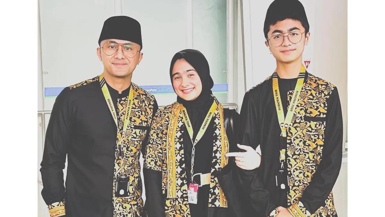 Potret Hengky Kurniawan bersama istri, Sonya Fatmala dan Bintang.<br>