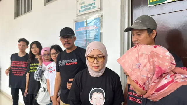 Kelurga Dante. (M Altaf Jauhar/ Lputan6.com)