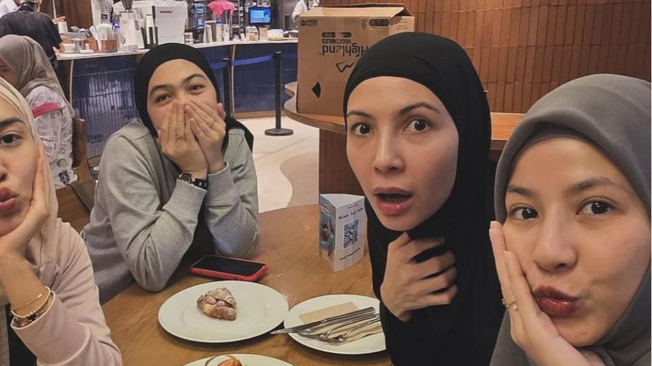 Intip Keceriaan Geng Natasha Rizky Asik Nongkrong Bareng Bahas Rencana Liburan