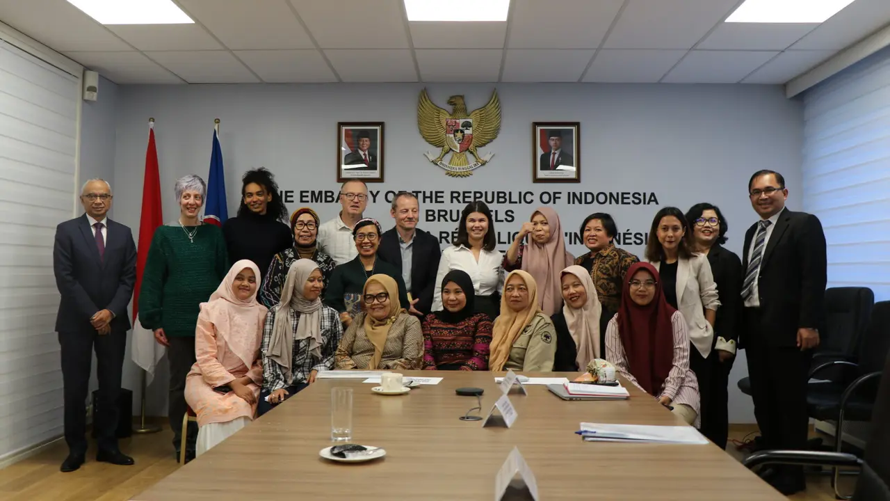 Sembilan petani perempuan Indonesia hadir di Brussels pada 15–16 September 2025 untuk menyuarakan dampak nyata implementasi EU Deforestation-free Regulation.