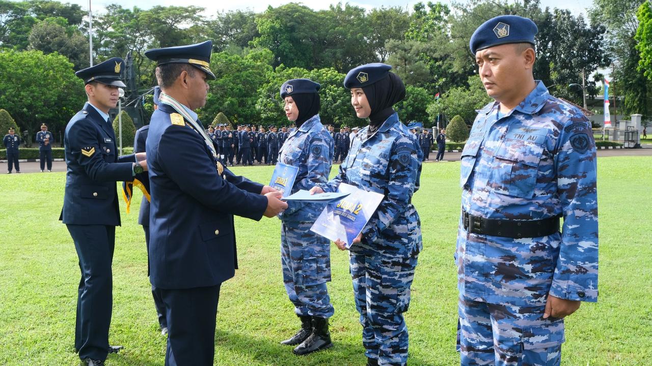 FOTO: Upacara HUT Ke 80 TNI AU Digelar di Makoopsudnas