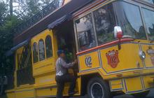 Andy, mahasiswa yang jatuh saat naik Bus Bandros meninggal dunia