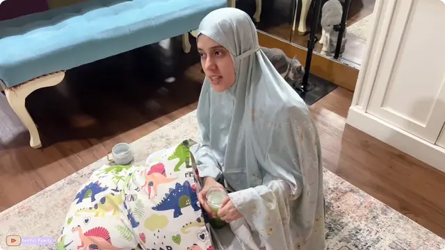6 Potret Dapur dan Meja Makan di Rumah Fairuz A Rafiq, Modern Minimalis
