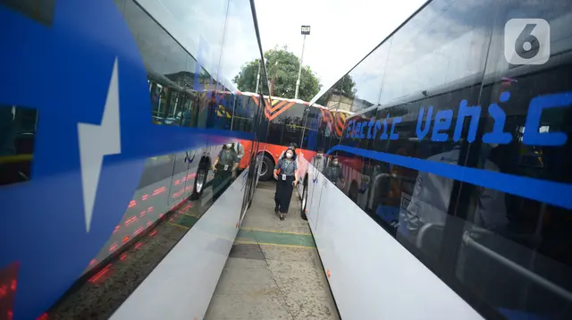 Daftar Rute Transjakarta Dihentikan Sementara Imbas Demo 27 Agustus
