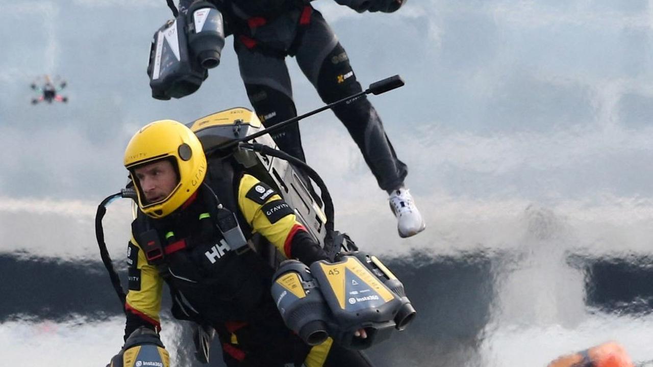 FOTO: Pertama di Dunia, Balapan ala 'Iron Man' Digelar di Dubai