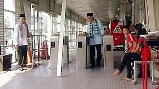 Baju Koko dan Kebaya Encim di Busway News Liputan6 com