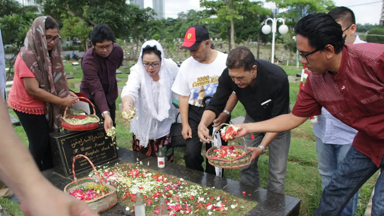 [Bintang] Usmar Ismail Award