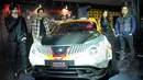 Pihak Nissan menjelaskan Juke Revolt tampil membawa karakter yang lebih agresif dan ditargetkan pada konsumen muda, SCBD Jakarta, Kamis (12/2/2015). (Lipuatan6.com/Panji Diksana)