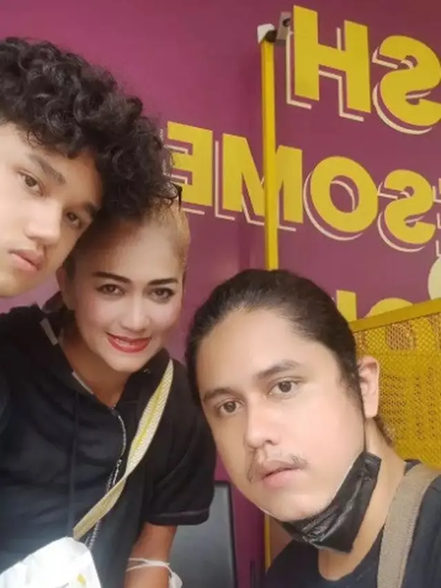 Potret Terbaru Sally Marcellina Sekarang, Dulu Jadi Gadis Warkop DKI Berperan Sebagai Pacar Kasino
