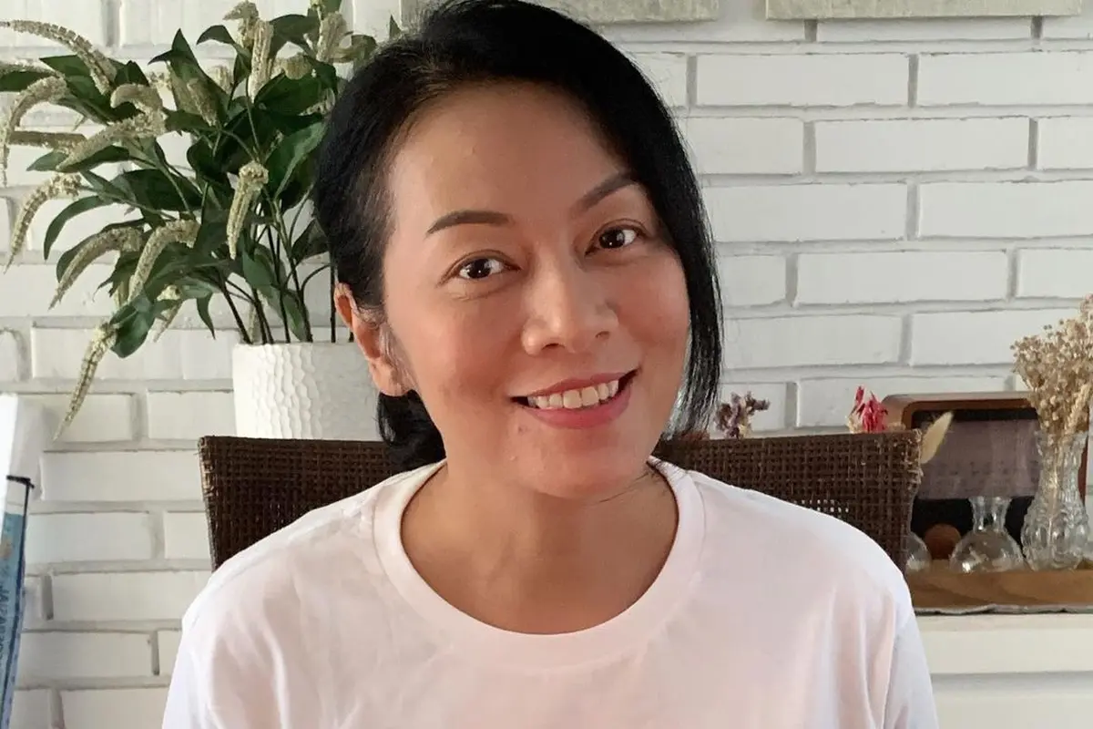 Dewi Lestari.