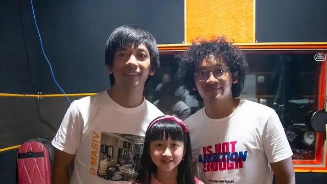 VIDEO: Raissa Percayakan Karier pada Tangan Dingin Ryan D’Masiv