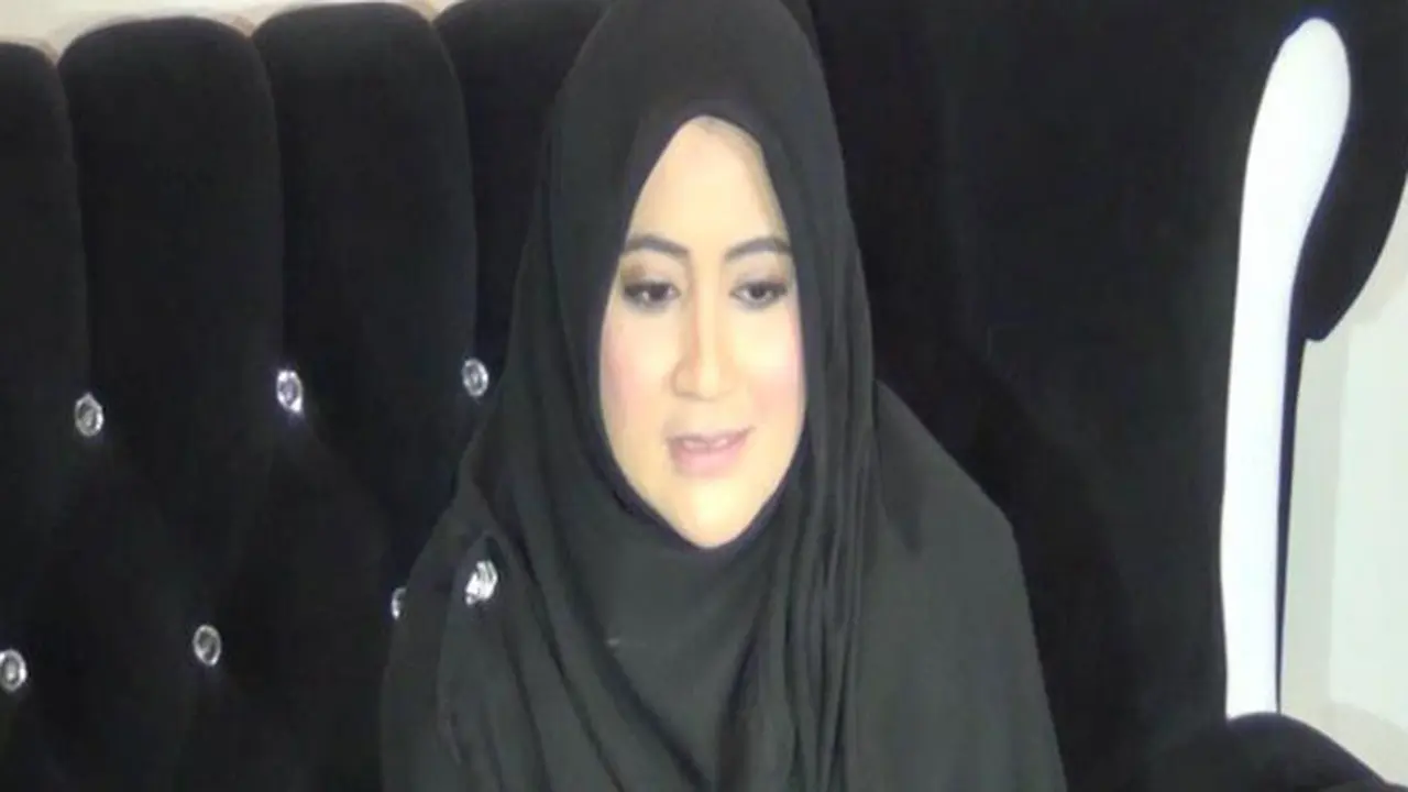 Jadi Model Video Klip, Pipik Berdakwah Lewat Musik