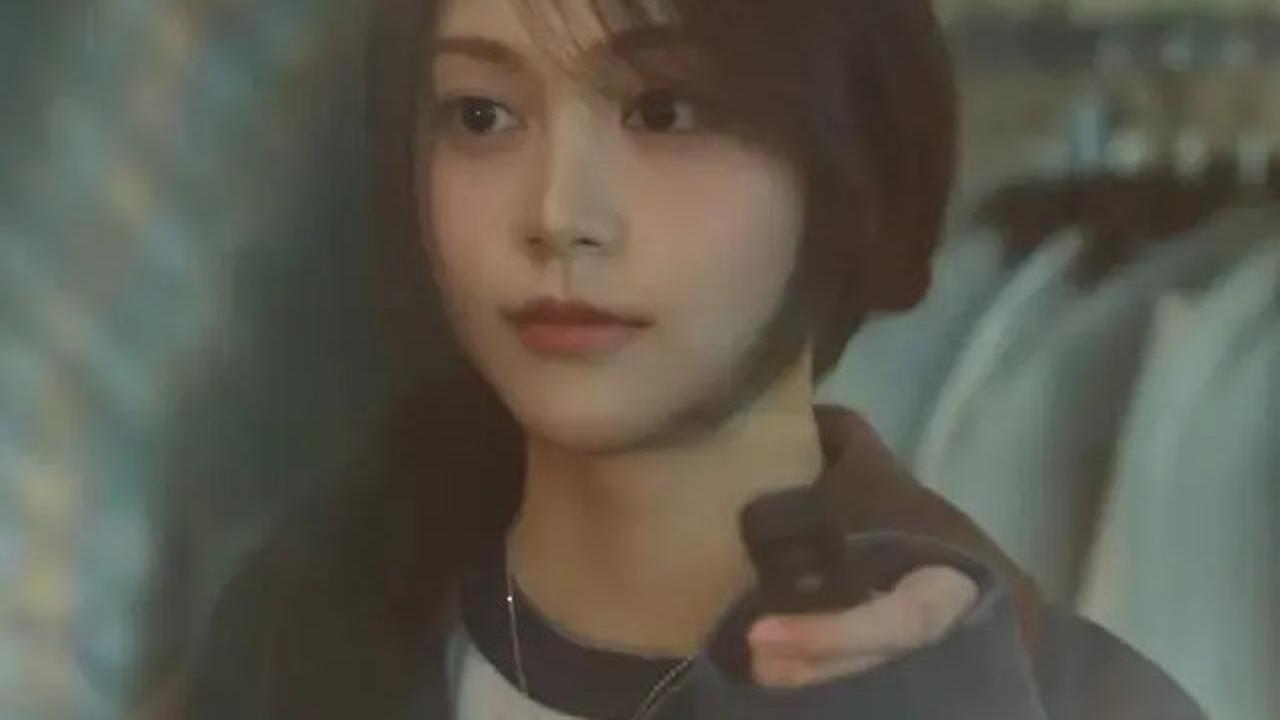 6 Potret Tampilan Perdana Carmen Idol Kpop Asal Indonesiadi Trailer Debut Grup Hearts2Hearts, Dipuji Imut dan Cantik Oleh Netizen Korea