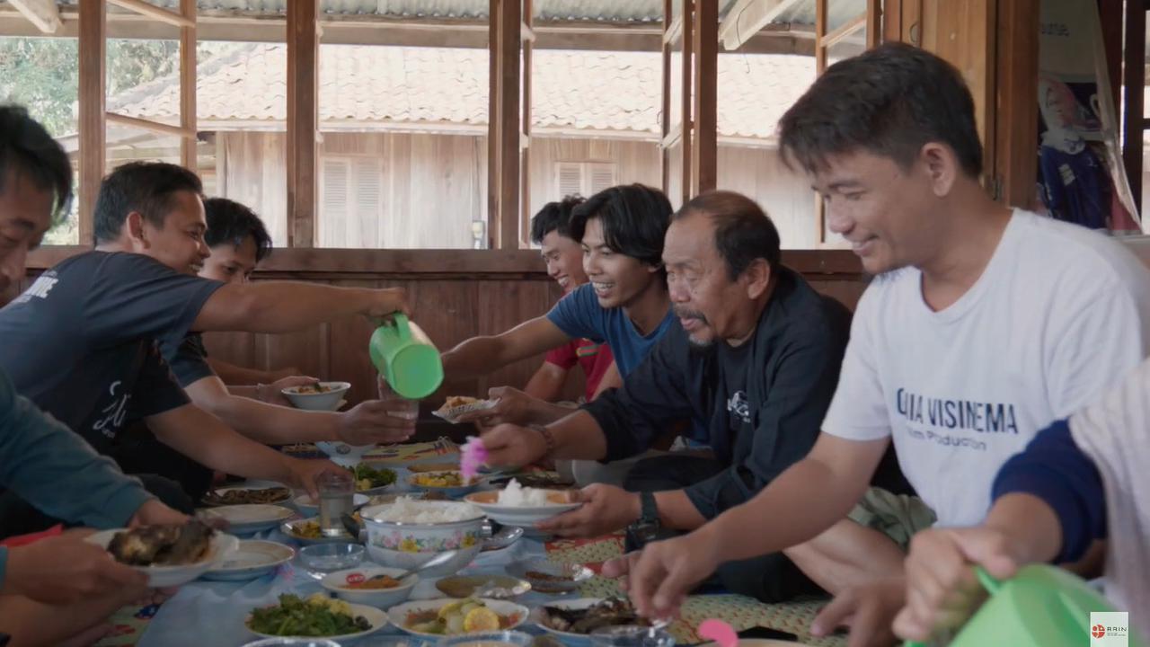 Uniknya Tradisi Nyeruit, Cara Masyarakat Lampung Jalin Silaturahmi dengan Makan Bareng Pakai Sambal