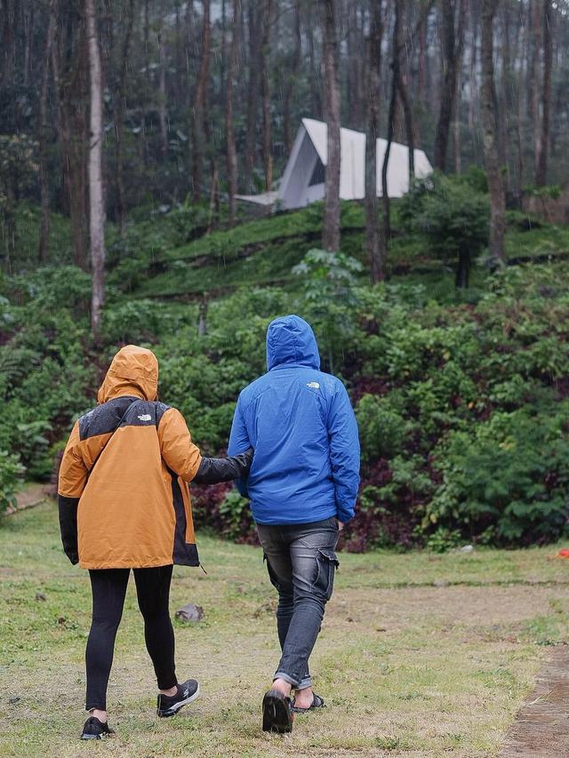 7 Potret Terbaru Anji Usai Bebas Jalani Rehabilitasi, Akan Rilis Karya Baru