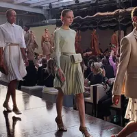 Intip koleksi terbaru rancangan Riccardo Tisci untuk Burberry di London Fashion Week 2019