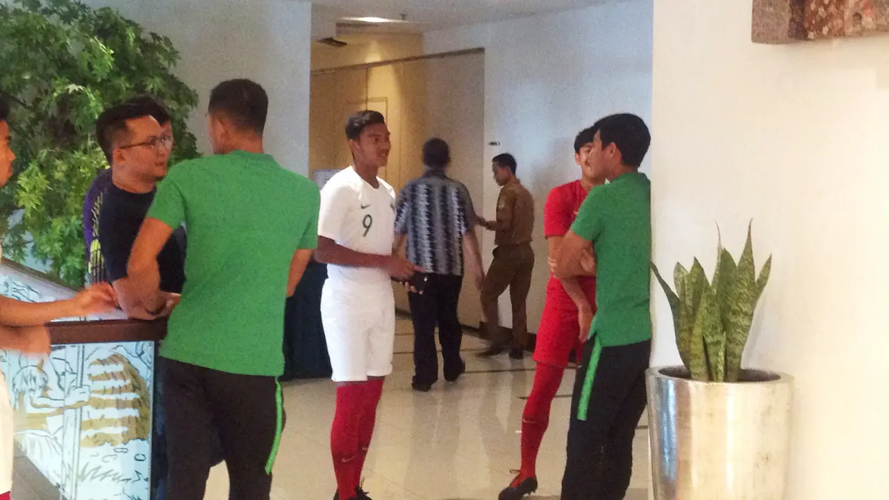 Timnas Indonesia dan Timnas Indonesia U-19