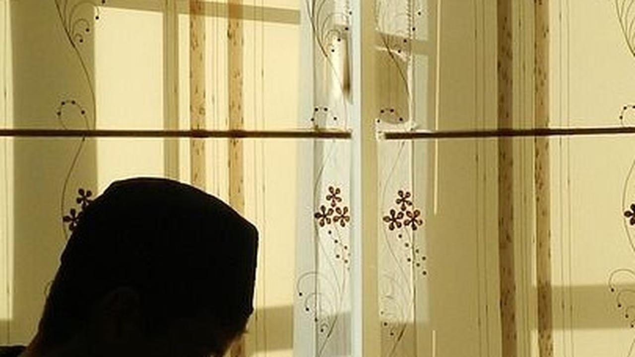 Sholat Tahajud Jam Berapa? Berikut Penjelasannya