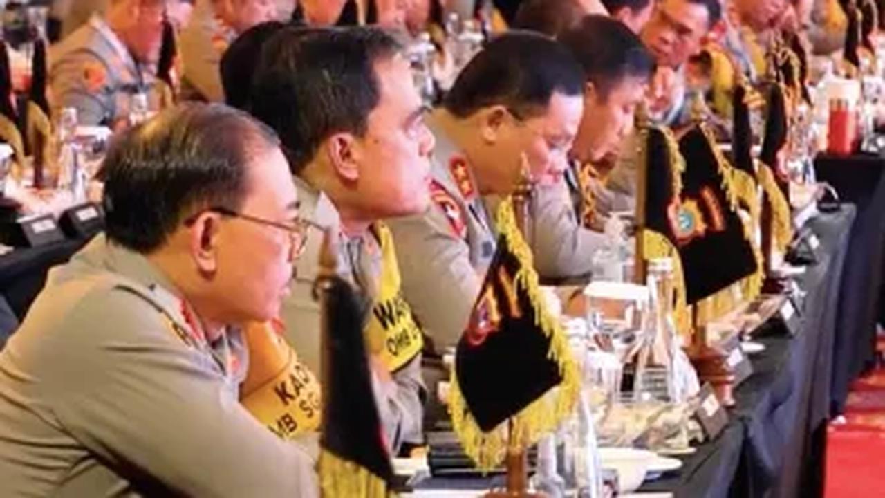 Beri Pantun Jadi Sorotan <br>