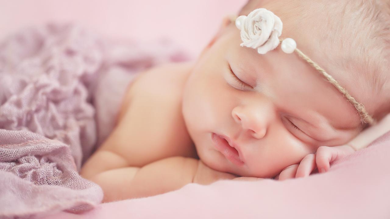 73 Nama Bayi Perempuan Islami Tercantik 2 Kata, Punya Makna Indah dan Elegan