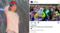 Mark Lee di konser NCT 127 di Singapura menggunakan topi semangka milik Fallincy. (Twitter/_kimchunbabe)