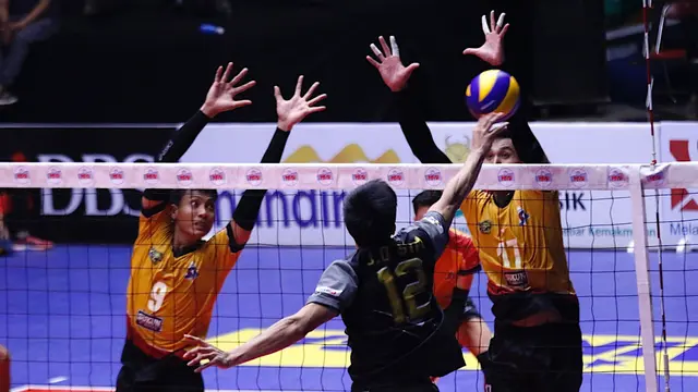 Surabaya Bhayangkara Samator Vs Jakarta Garuda