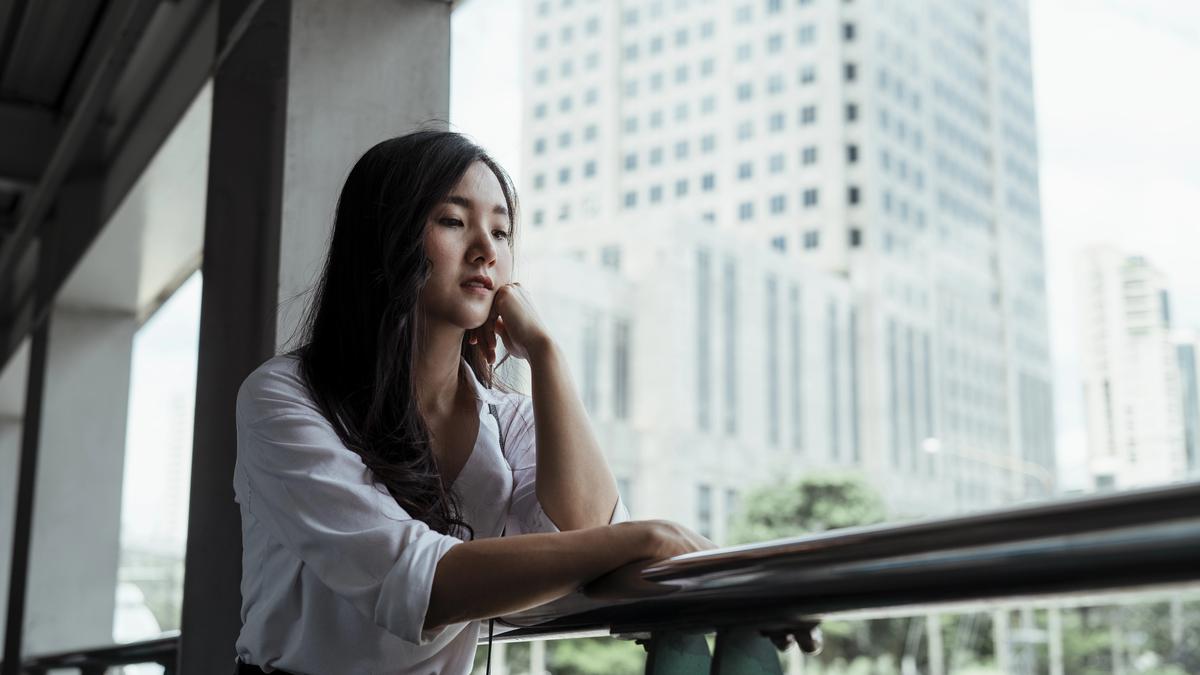 7 Zodiak yang Cintanya Terlalu Dalam hingga Sering Terluka