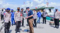 Kapolres Situbondo AKBP Andi Sinjaya Tinjau Pelabuhan Kalbut Situbondo (Istimewa)