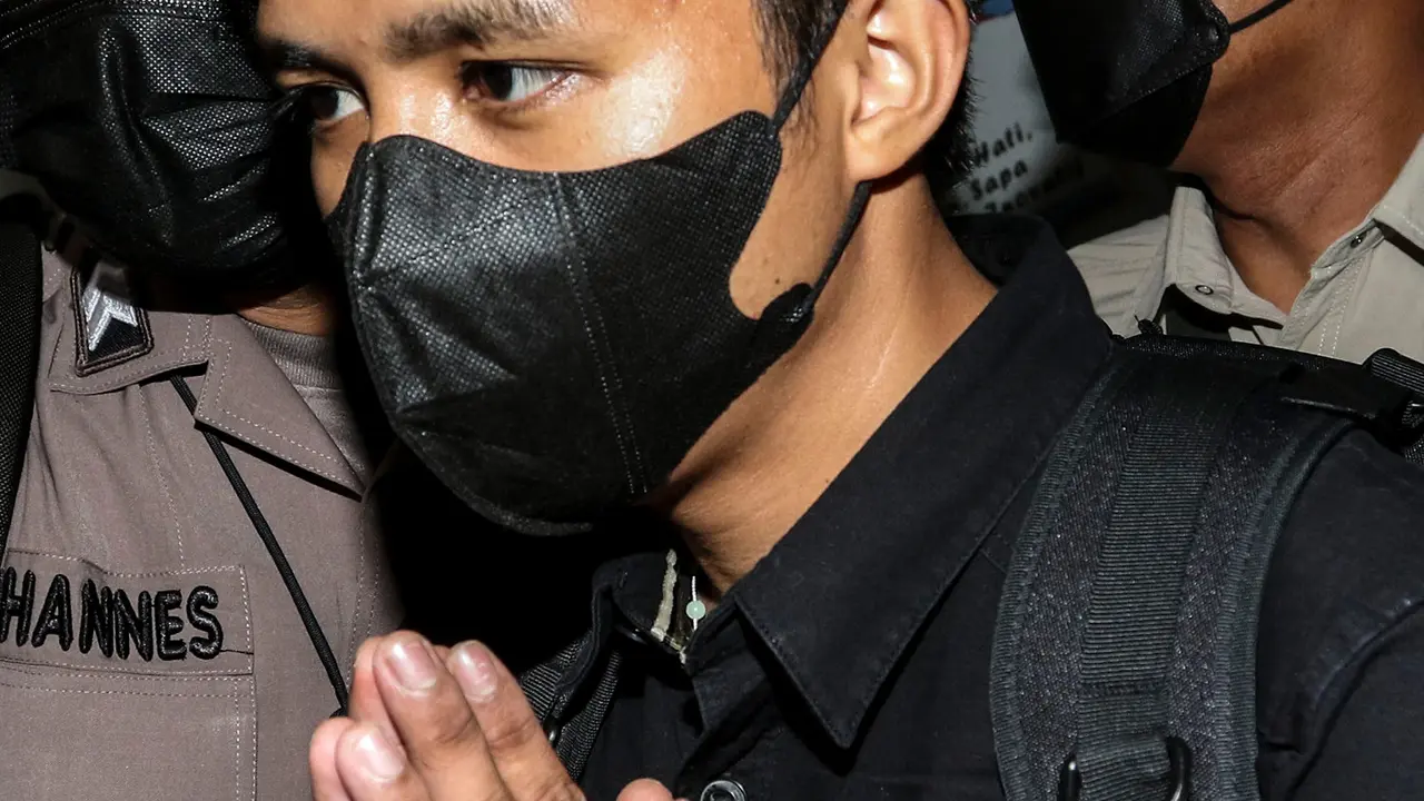 Penampakan Bharada E Tinggalkan Komnas HAM