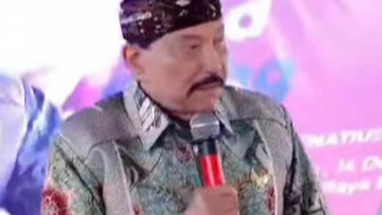 Momen AM Hendropriyono Nyaris Tertimpa Videotron