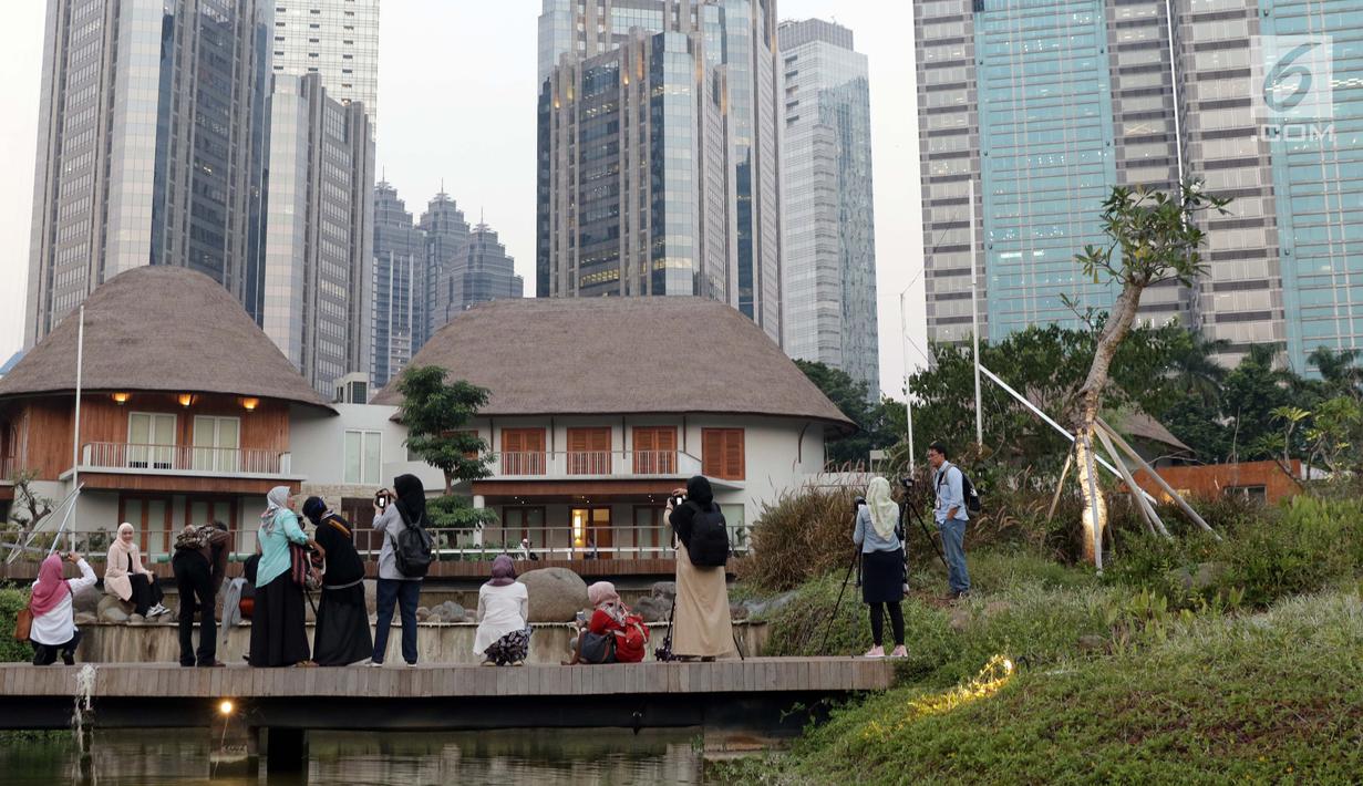 Foto Menikmati Sore Di Hutan Kota Gbk News Liputan6com