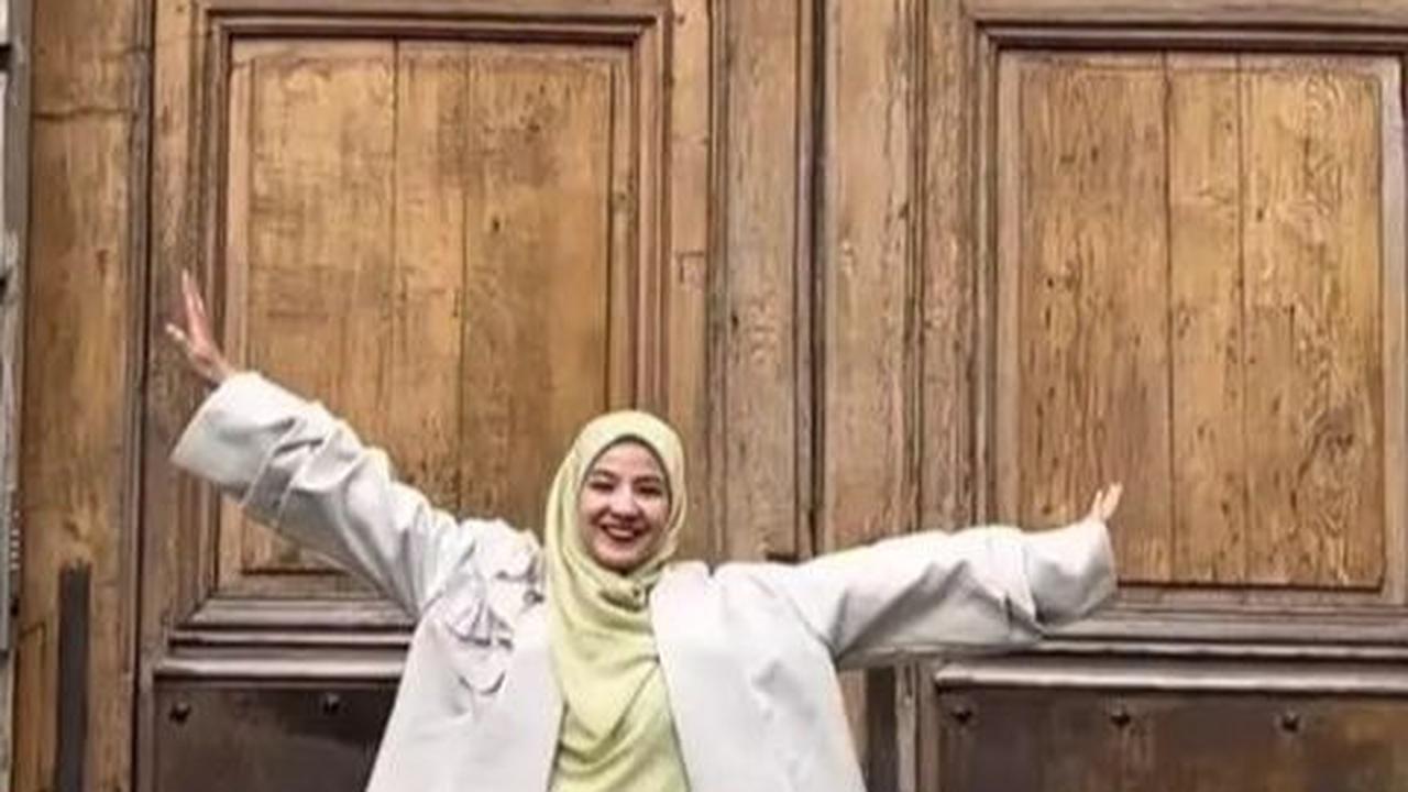4. Natasha Rizky