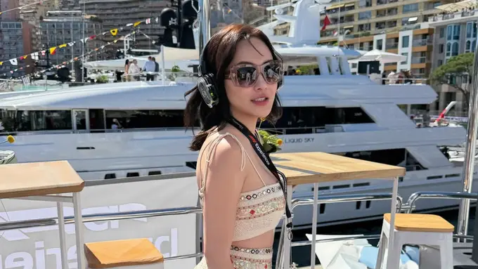 Shandy Aulia Nonton F1 di Monaco