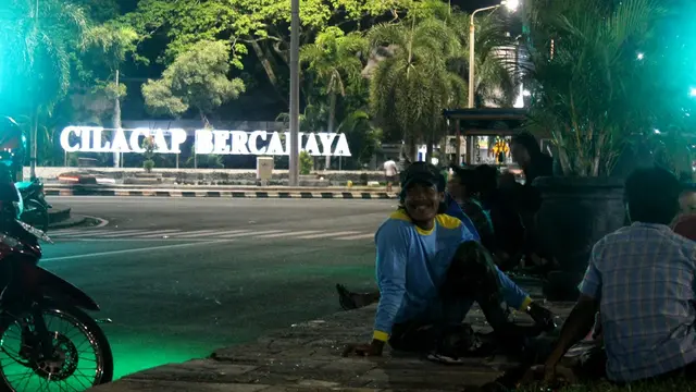 Suasana malam di Kota Cilacap, Jawa Tengah. (Foto: Liputan6.com/Muhamad Ridlo)