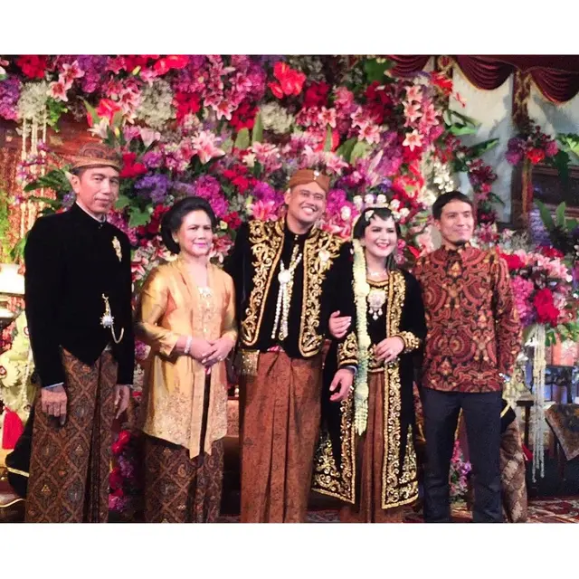 Desta dan Iriana Jokowi