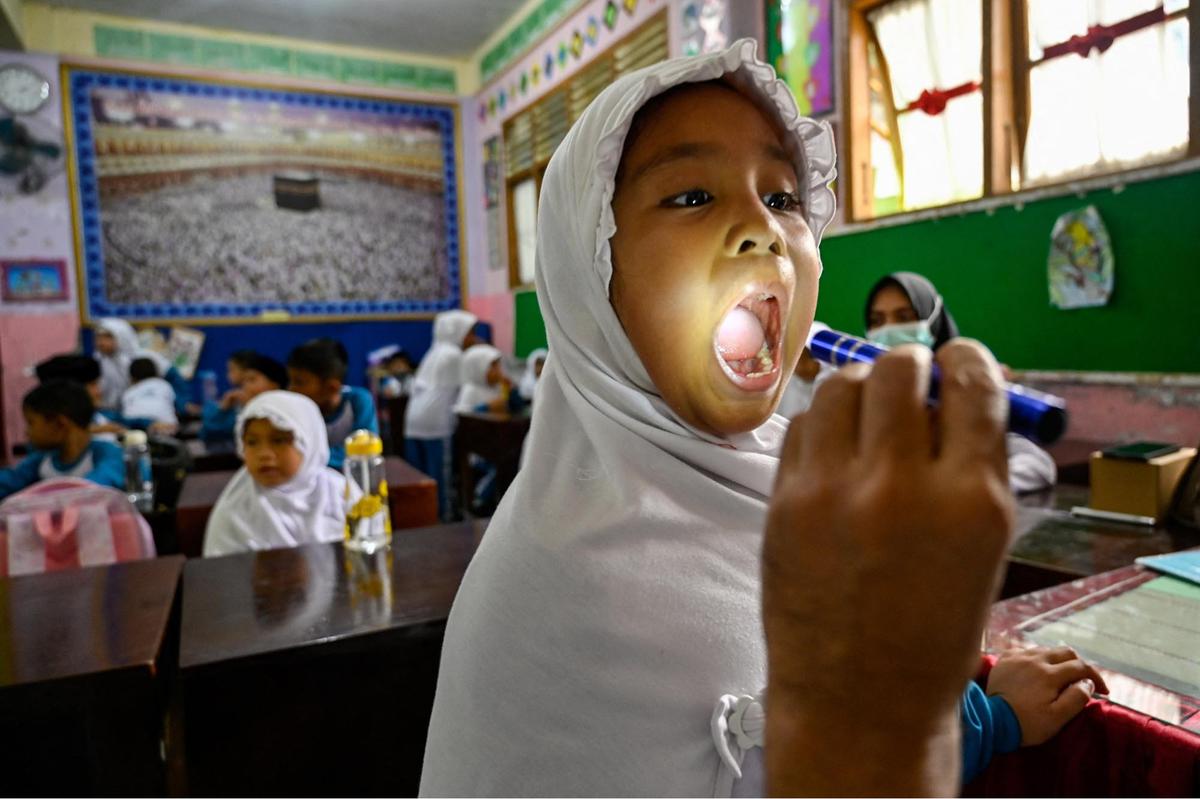 FOTO: Antusias Murid Madrasah Jalani Pemeriksaan Kesehatan Gratis