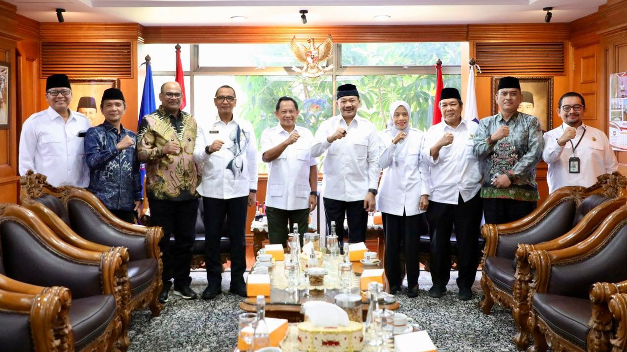 Mendagri Terima Kunjungan Ketua Baznas, Bahas Kiprah Penyaluran Bantuan Kemanusiaan Palestina & Tanah Air