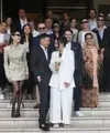 Kabar bahagia datang dari keluarga Daguise. Kakak Alyssa Daguise yang bernama Alexandra Daguise resmi menikah dengan kekasihnya, Rhony Sutriesno, pada Senin (5/5/2025) di Paris. [Foto: Instagram/ Alyssa]