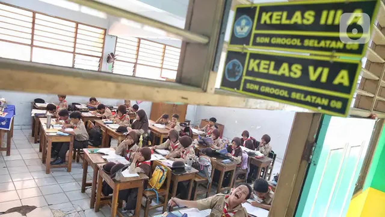 FOTO: MK Wajibkan Negara Gratiskan Pendidikan Dasar di Sekolah Negeri dan Swasta, Ini Alasannya!