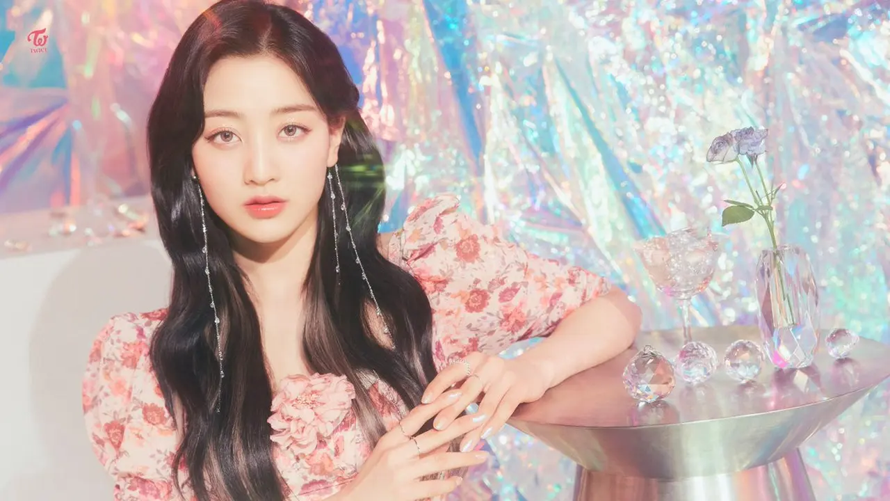 Jihyo Twice. (JYP Entertainment via Soompi)